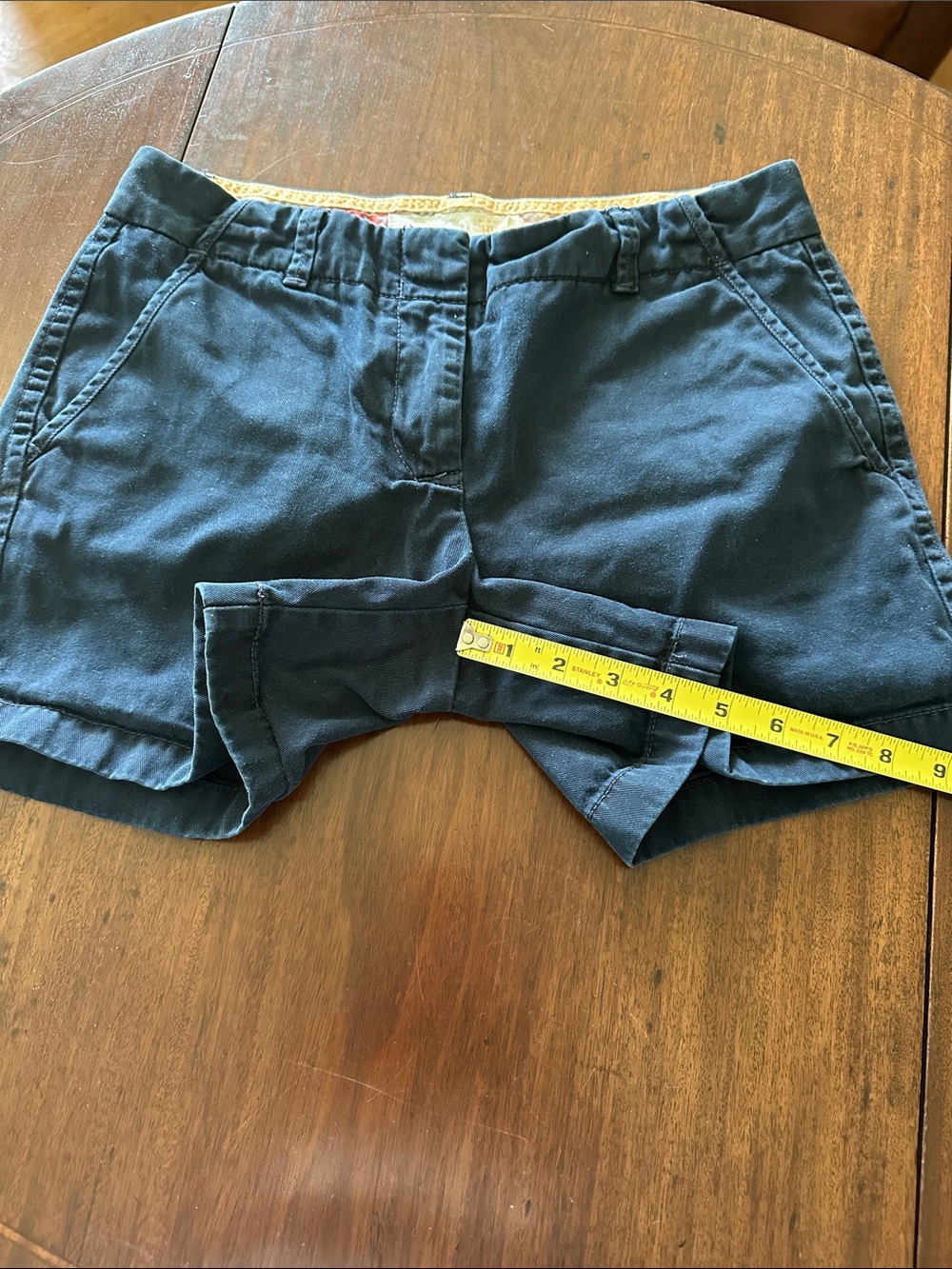 J. Crew Women’s size 2 “city fit” Navy Cotton Chino Shorts from early 2000s